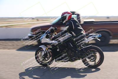 media/Nov-03-2025-Lets Ride (Mon) [[4d74c1c4d3]]/B Group/Grid/